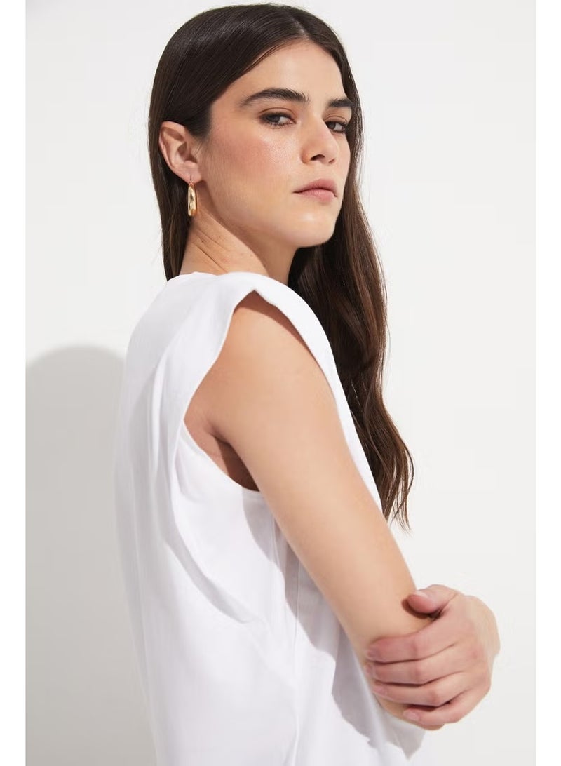 JUNE Basic Cotton Crew Neck Sleeveless T-Shirt - Image 4